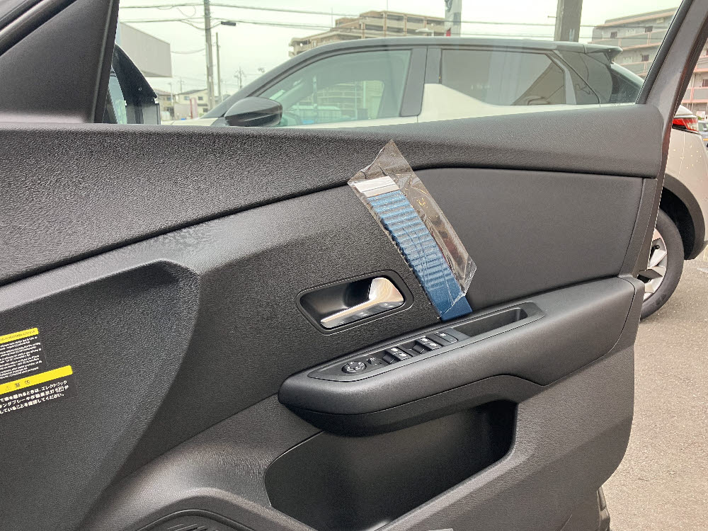 EC4 MAX EV ガンメタ <試乗車>15枚目