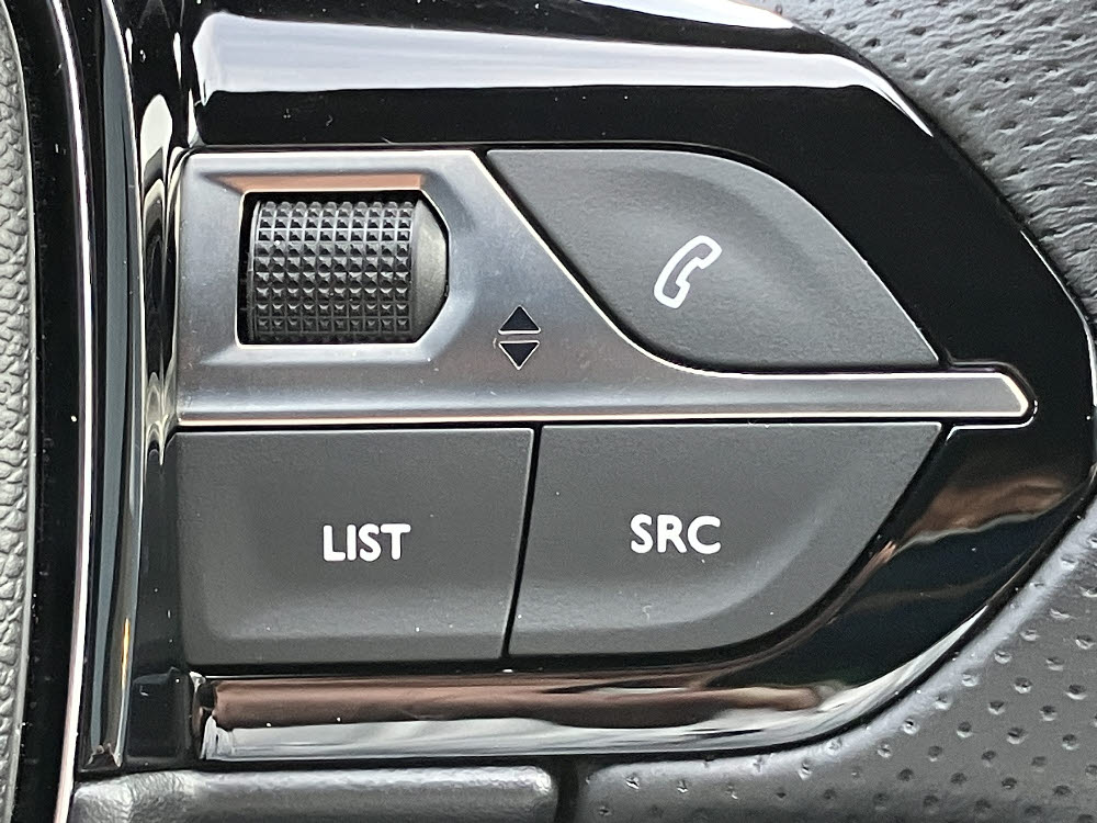 3008 GT PHV パールホワイト<試乗車>19枚目