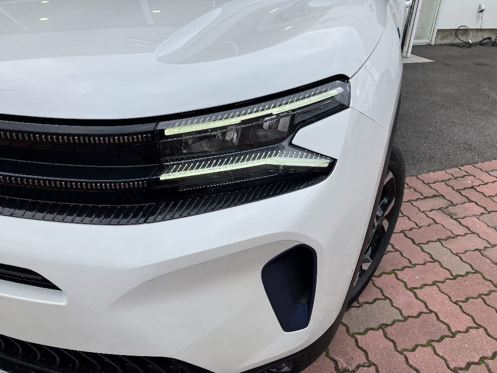 C5エアクロス PHV パールホワイト<試乗車>2枚目