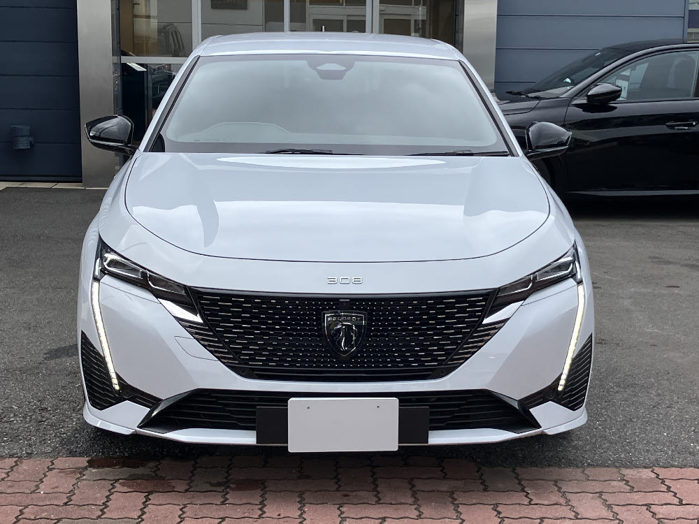 308 PHV WEC EDITION限定車 オケナイトホワイト 1枚目