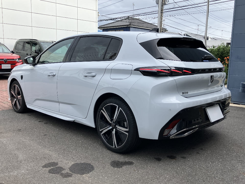 308 PHV WEC EDITION限定車 オケナイトホワイト 6枚目