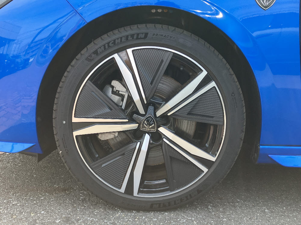 308 GT PHV ヴァーディゴブルー <試乗車>8枚目