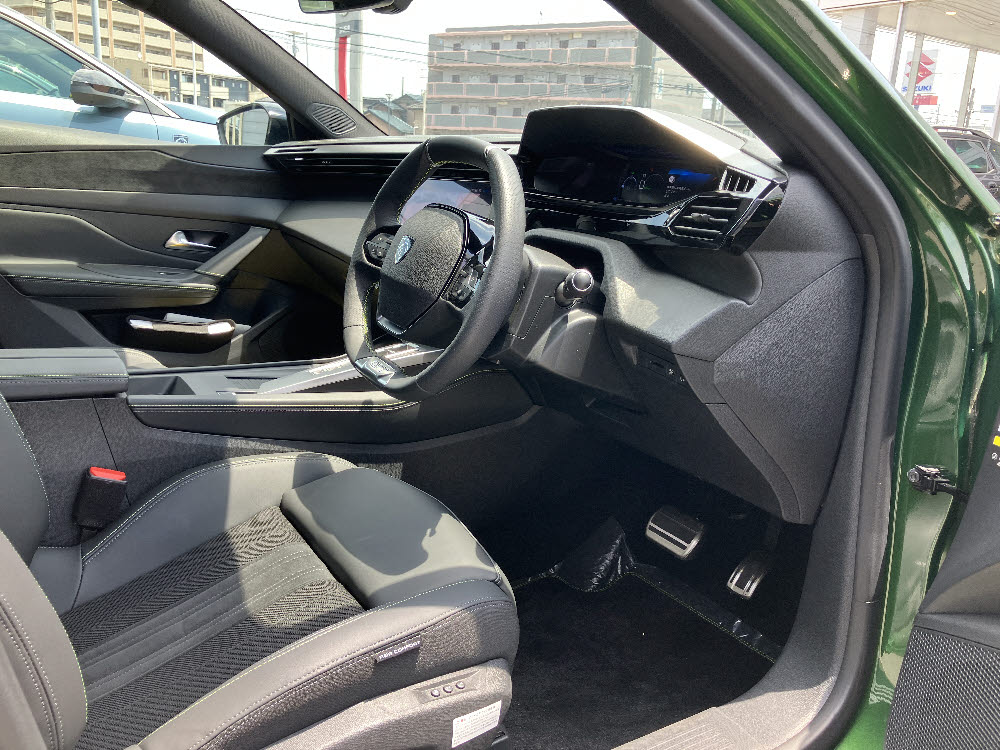 308 GT PHV グリーン <試乗車>11枚目
