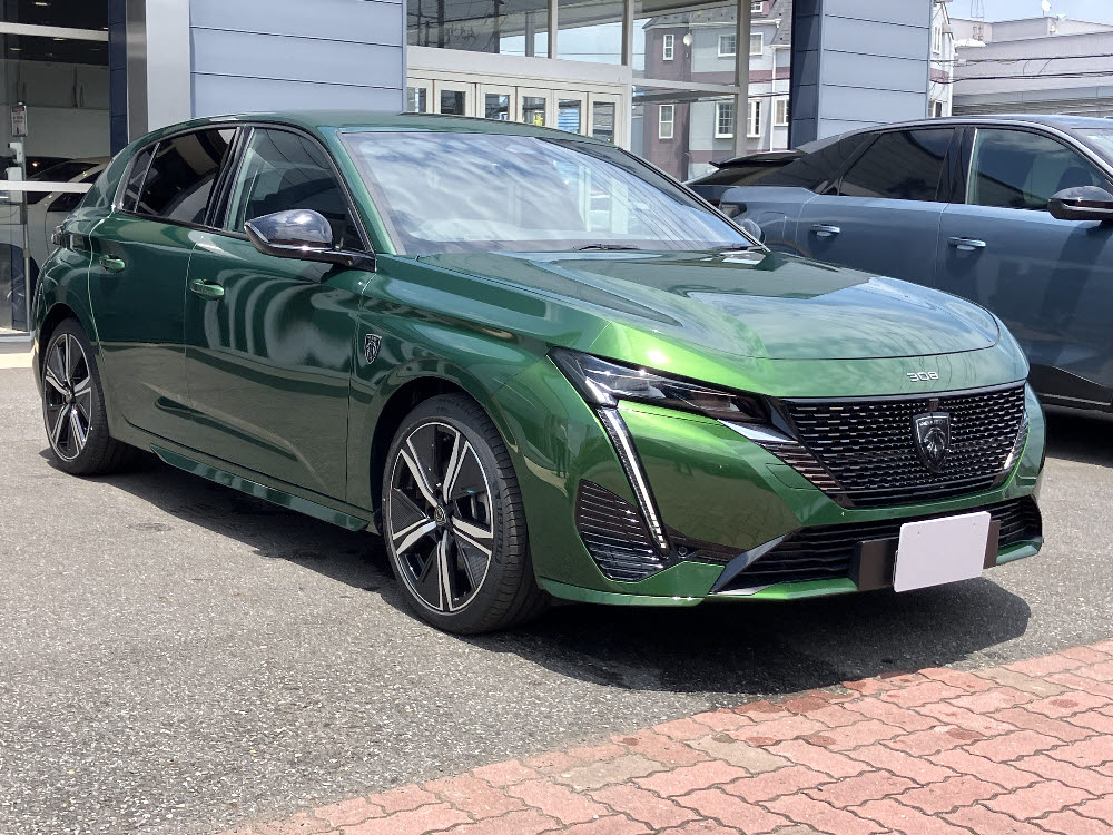 308 GT PHV グリーン <試乗車>2枚目