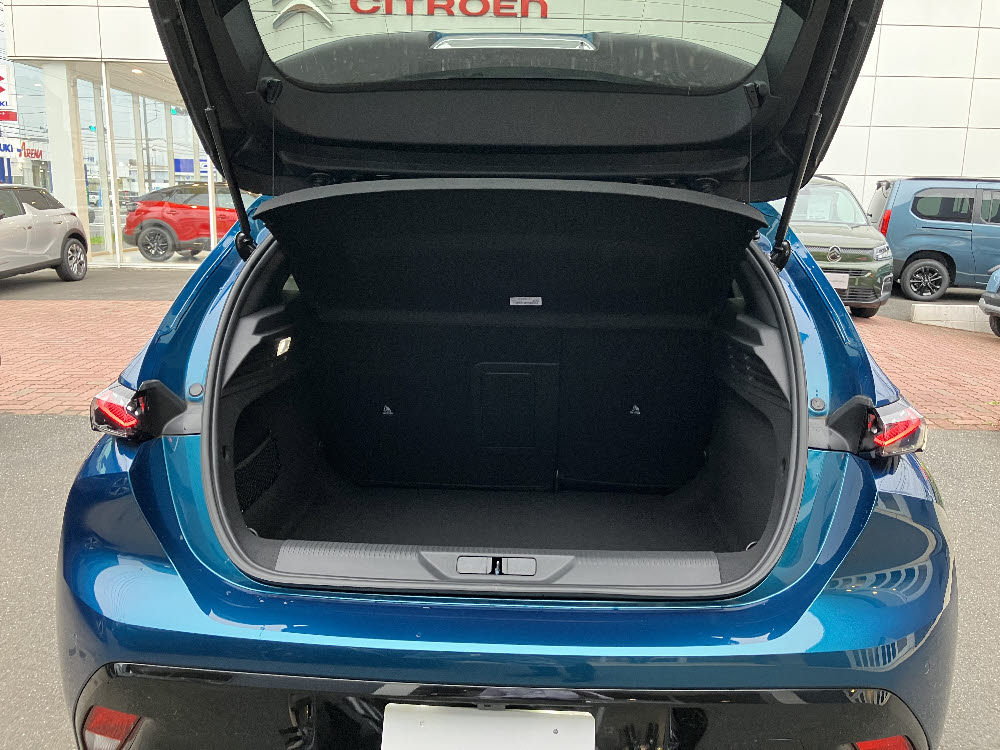 308 GT MHEV オブセッションブルー9枚目