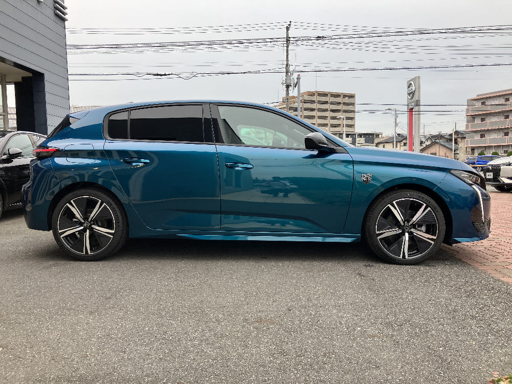 308 GT MHEV オブセッションブルー3枚目