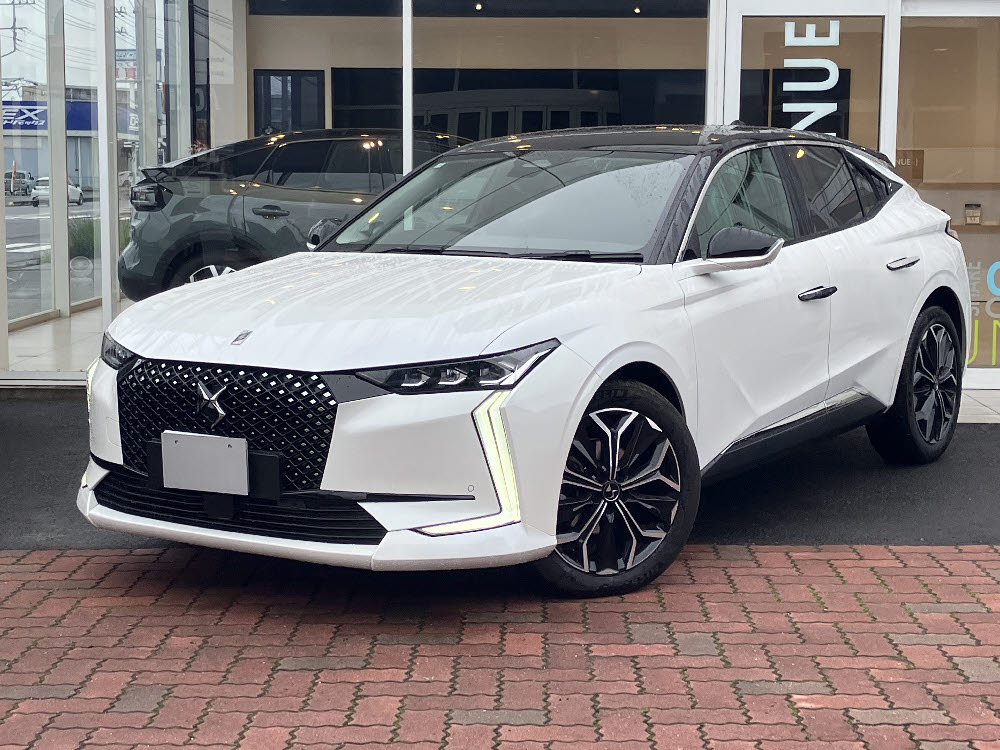 DS4 ETOILE B.HDI　パールホワイト
