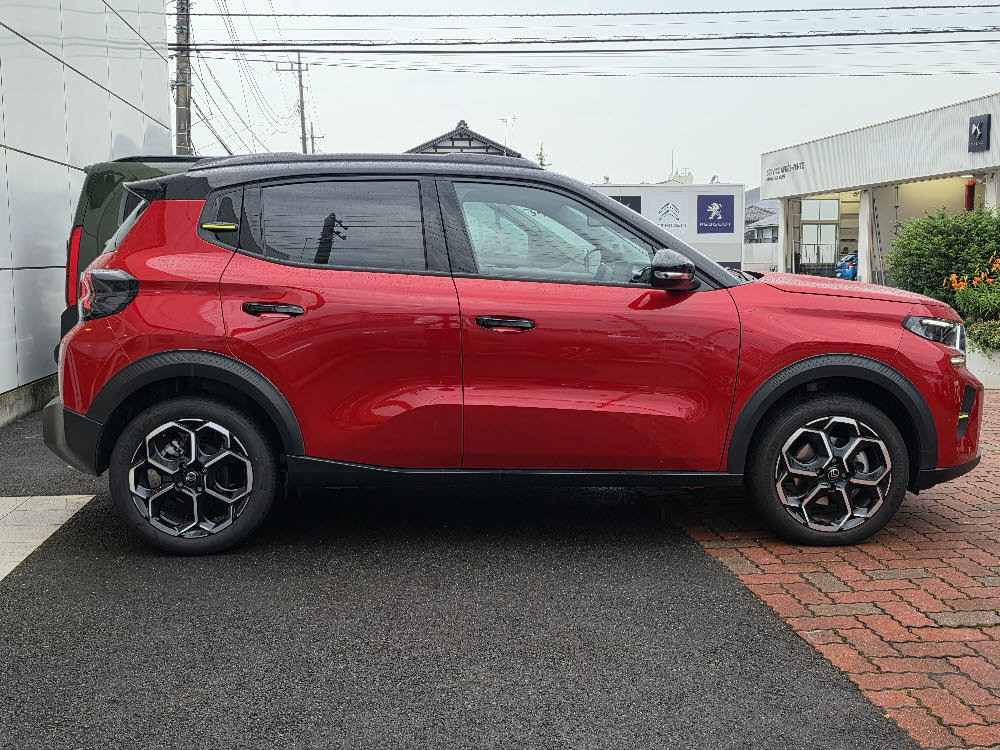 　C3 MAX MHEV　レッド＜試乗車＞5枚目