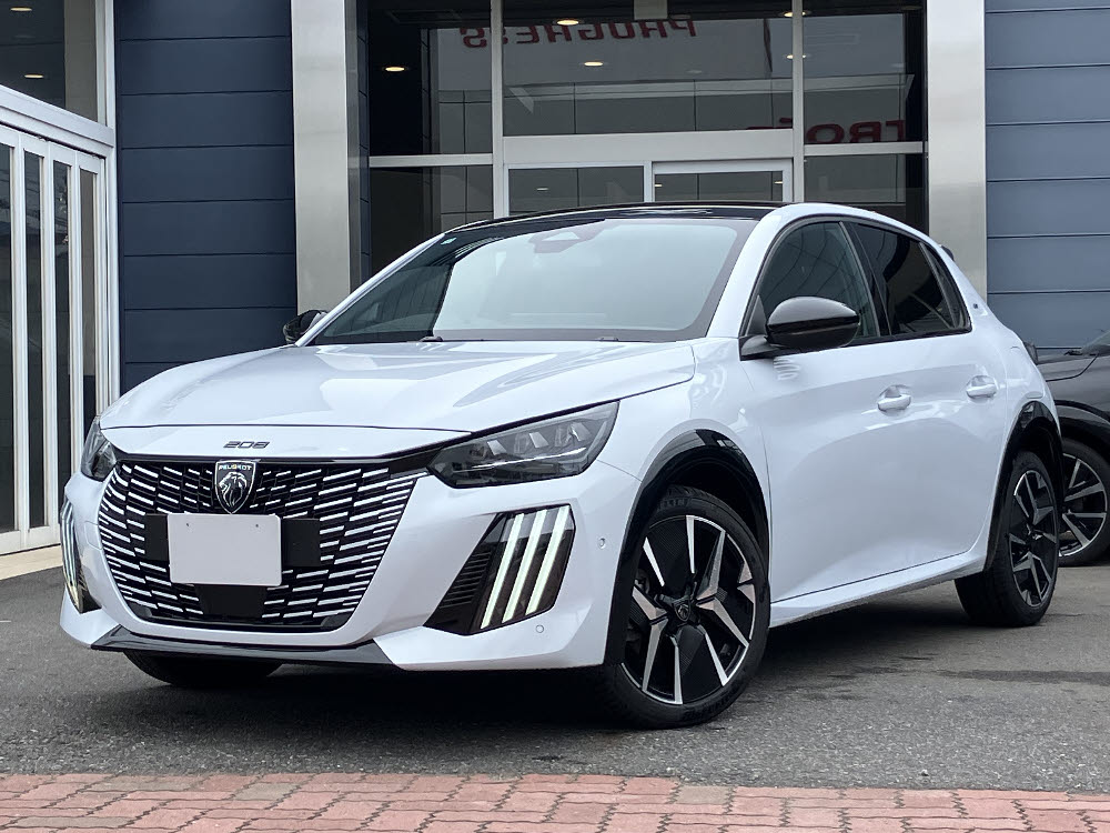 208 GT MHEV　ホワイトMe ＜試乗車＞