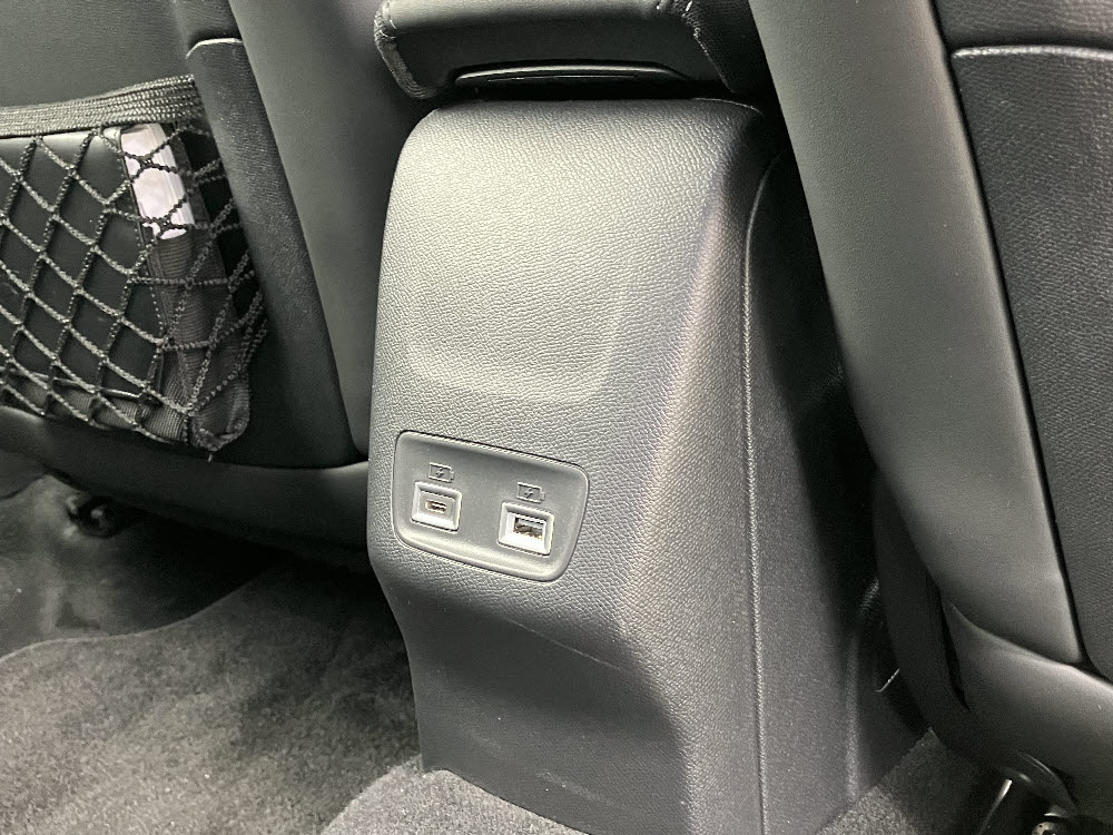 208 GT MHEV ホワイトMe <試乗車>17枚目