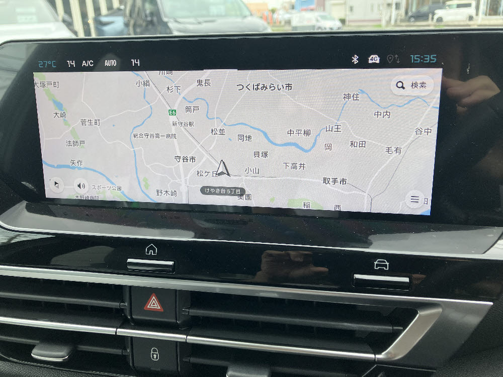 C4 MAX MHEVブラックルーフ カーキグレー9枚目