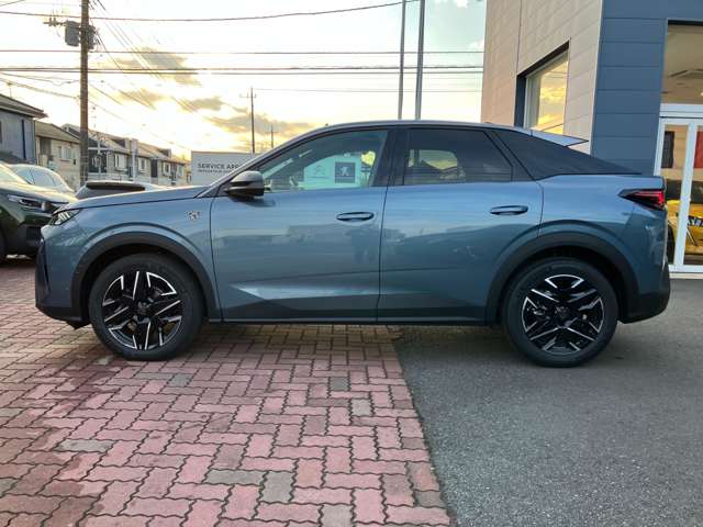 3008 GT MHEV インガロブルー7枚目