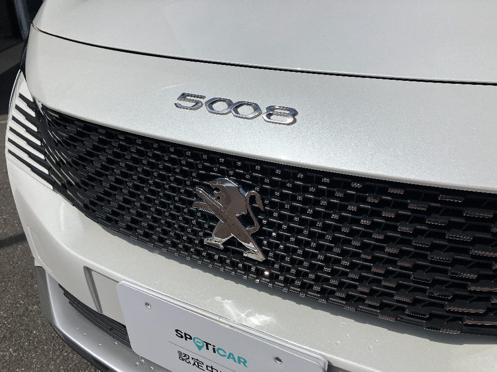 5008 GT B.HDI パールホワイト1枚目