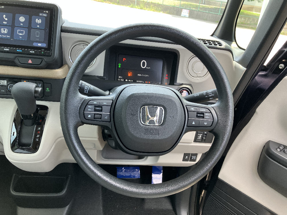 ホンダ　N BOX　8インチナビ4枚目