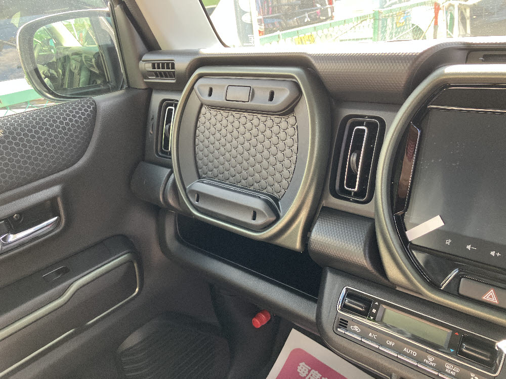 スズキ　ハスラー タフワイルド(ナビ付）12枚目