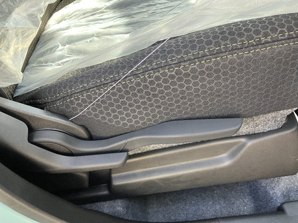 スズキ　ハスラー タフワイルド(ナビ付）16枚目