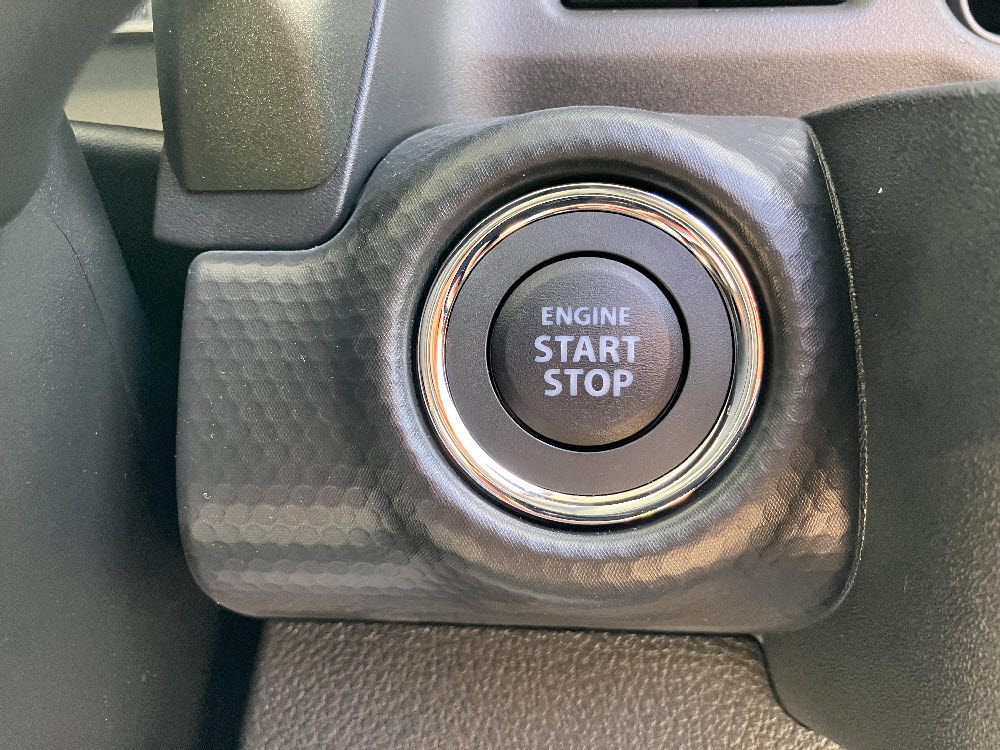 スズキ　ハスラー タフワイルド(ナビ付）6枚目