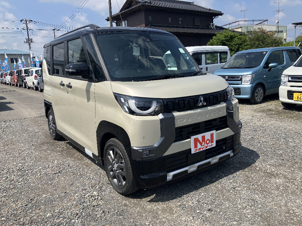 ミツビシ　デリカミニ G Premium　ODレス1枚目