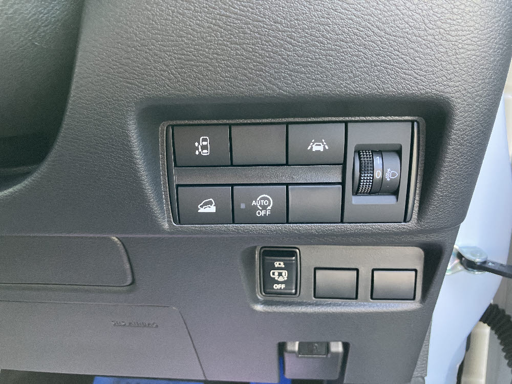 ミツビシ　デリカミニ　G　ODレス7枚目