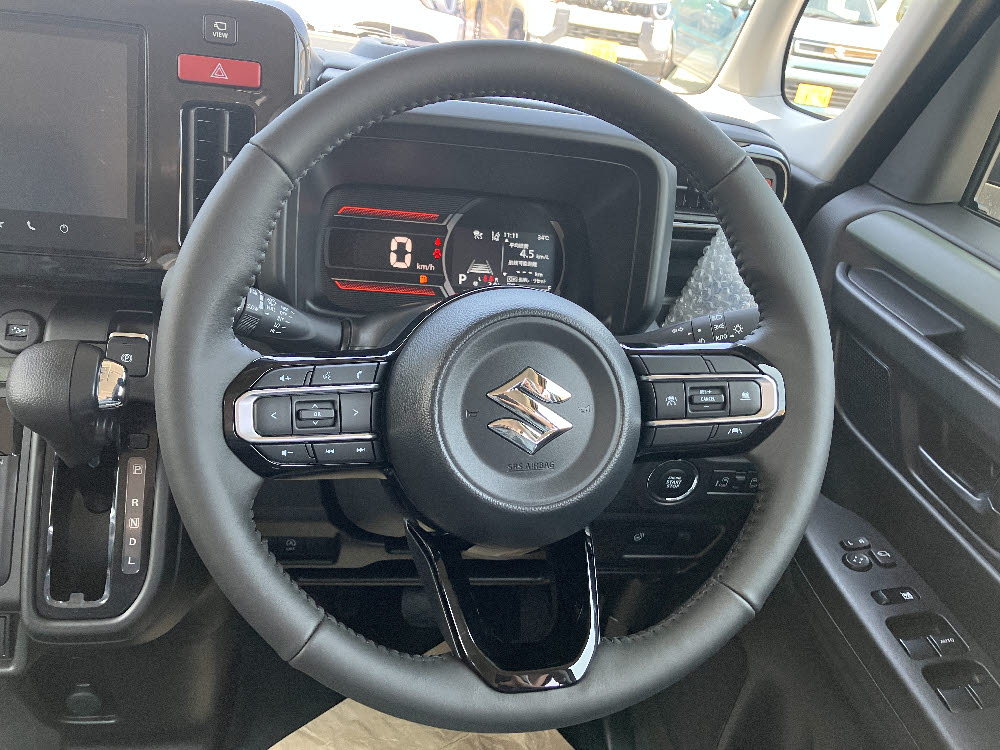 スズキ　スペーシアギア　XZ 2WD 全方位ナビ付3枚目