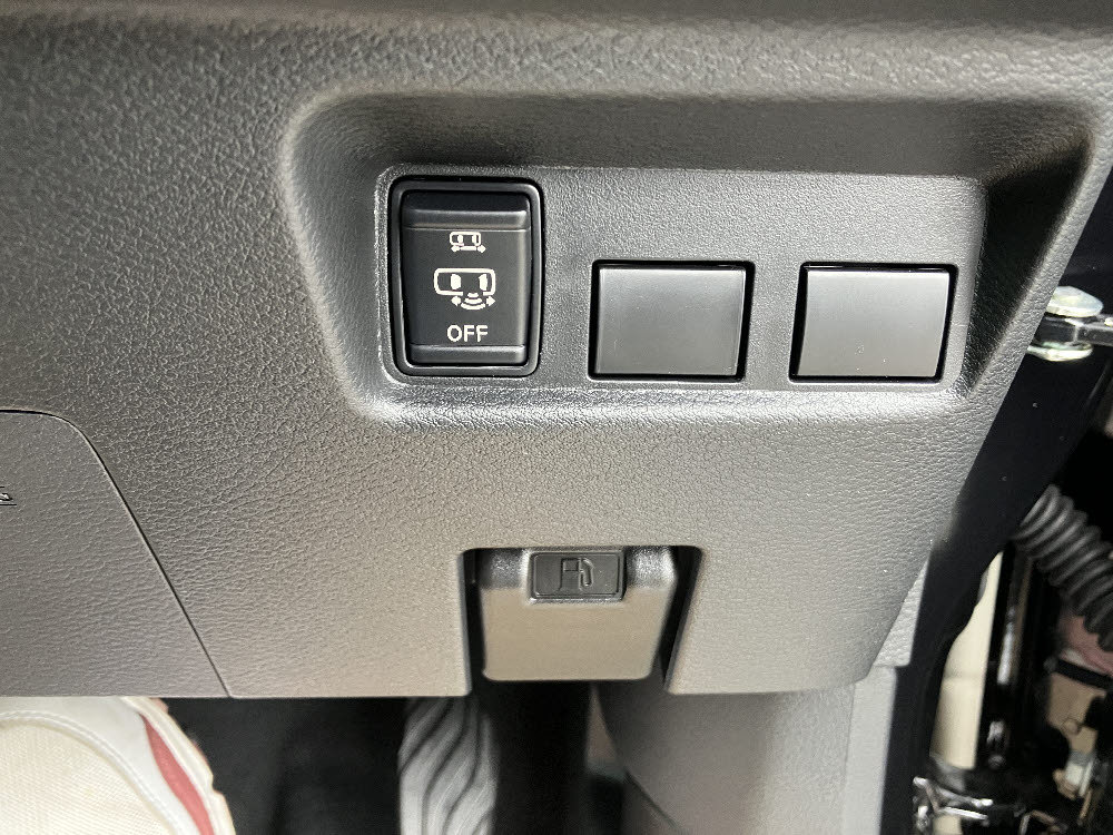 ミツビシ　デリカミニ　G　ODレス17枚目