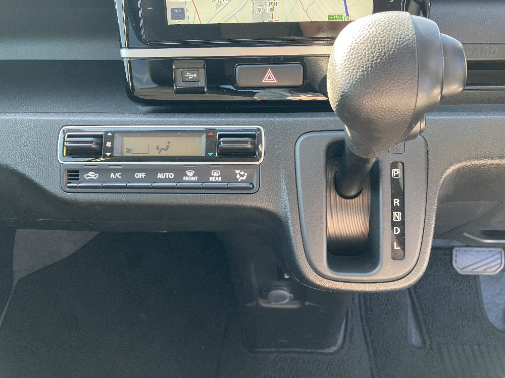 スズキ　ワゴンRHYBRID FZ セーフティパッケージ14枚目