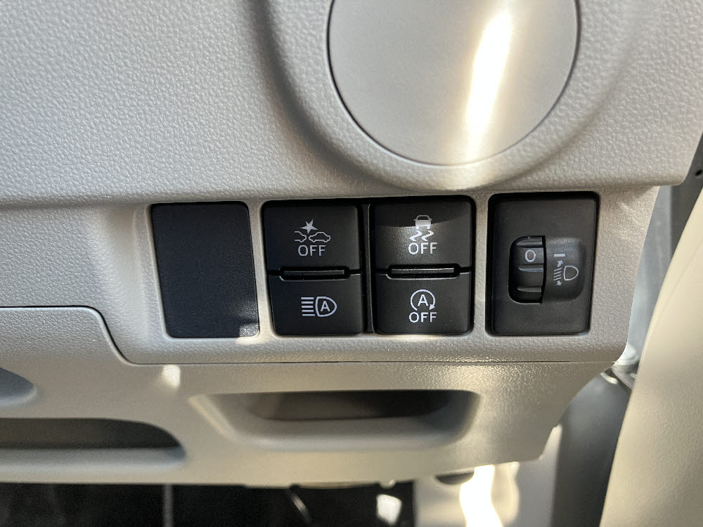 ダイハツ　ムーヴ　L-SAⅢ6枚目