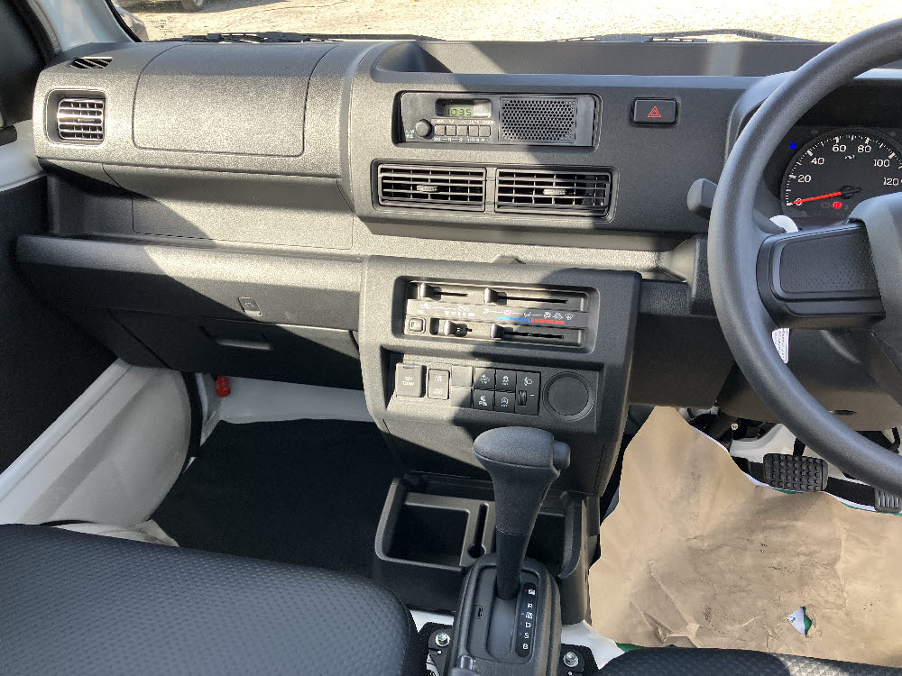 ダイハツ　ハイゼットトラック スタンダード CVT 純AMFM10枚目