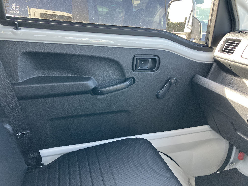 ダイハツ　ハイゼットトラック スタンダード CVT 純AMFM5枚目