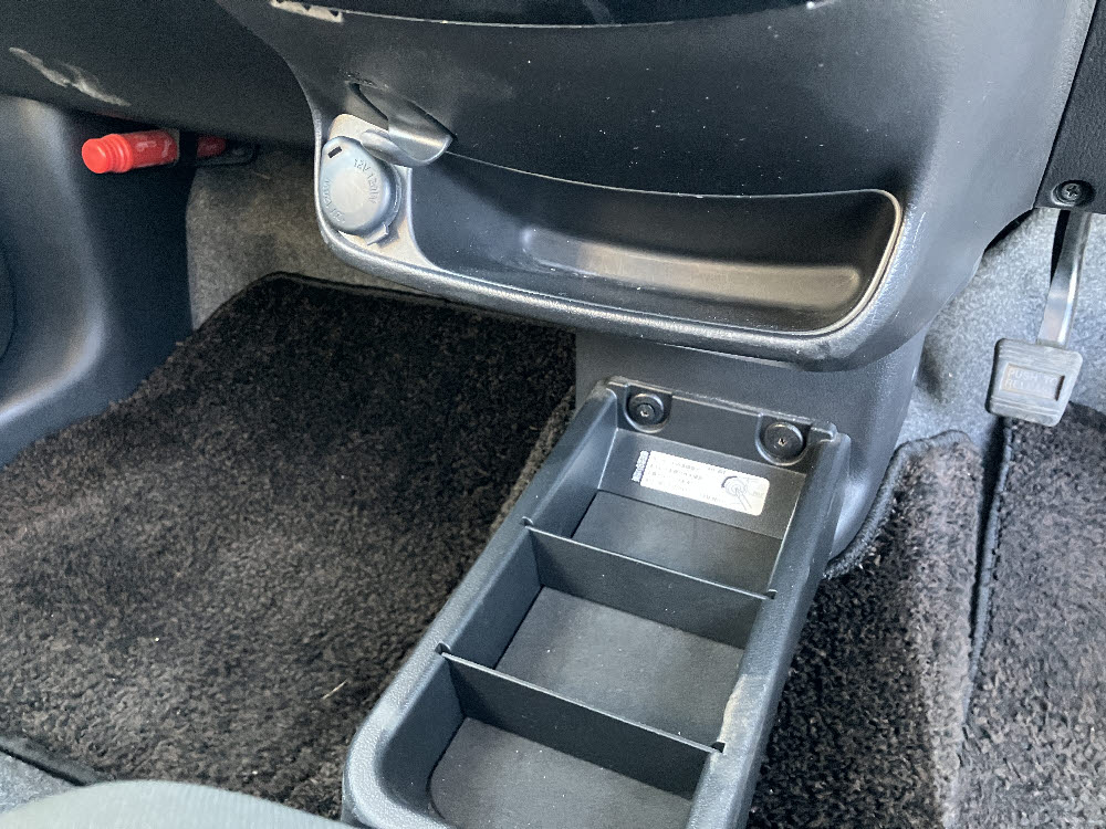 ニッサン　デイズ ハイウェイスター Gターボ16枚目