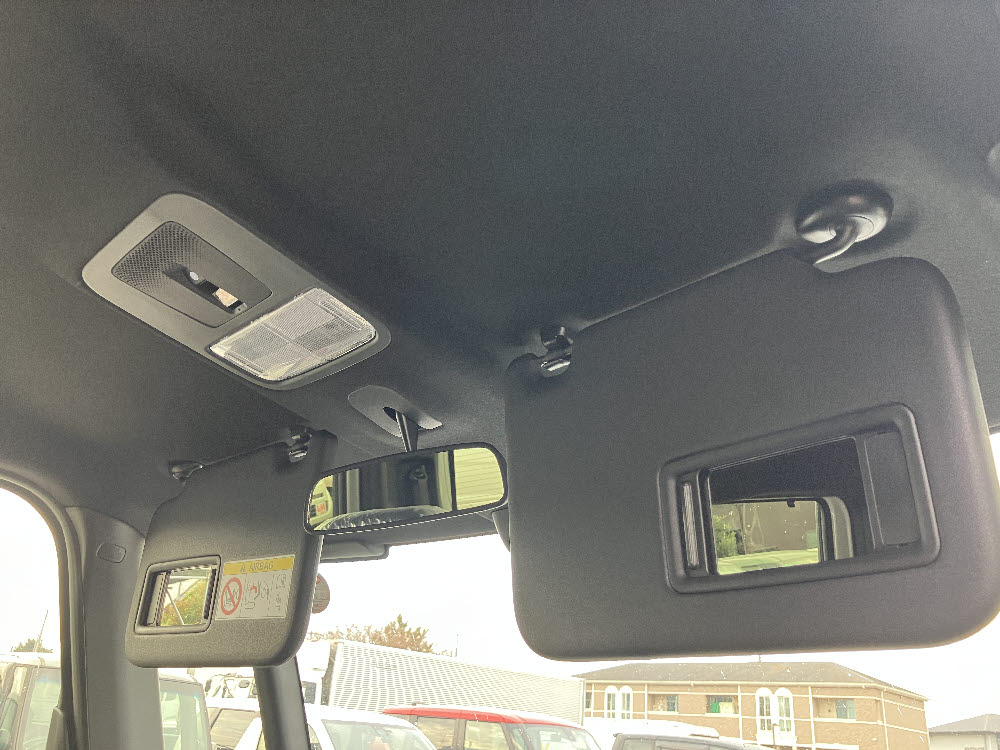 ホンダ　Ｎ ＢＯＸカスタム 8インチナビ(VMX-245ZFEi)16枚目