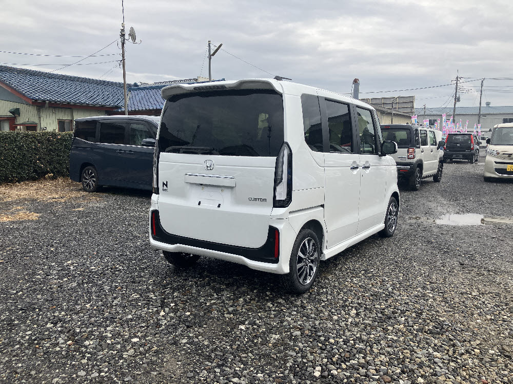 ホンダ　Ｎ ＢＯＸカスタム 8インチナビ(VMX-245ZFEi)2枚目