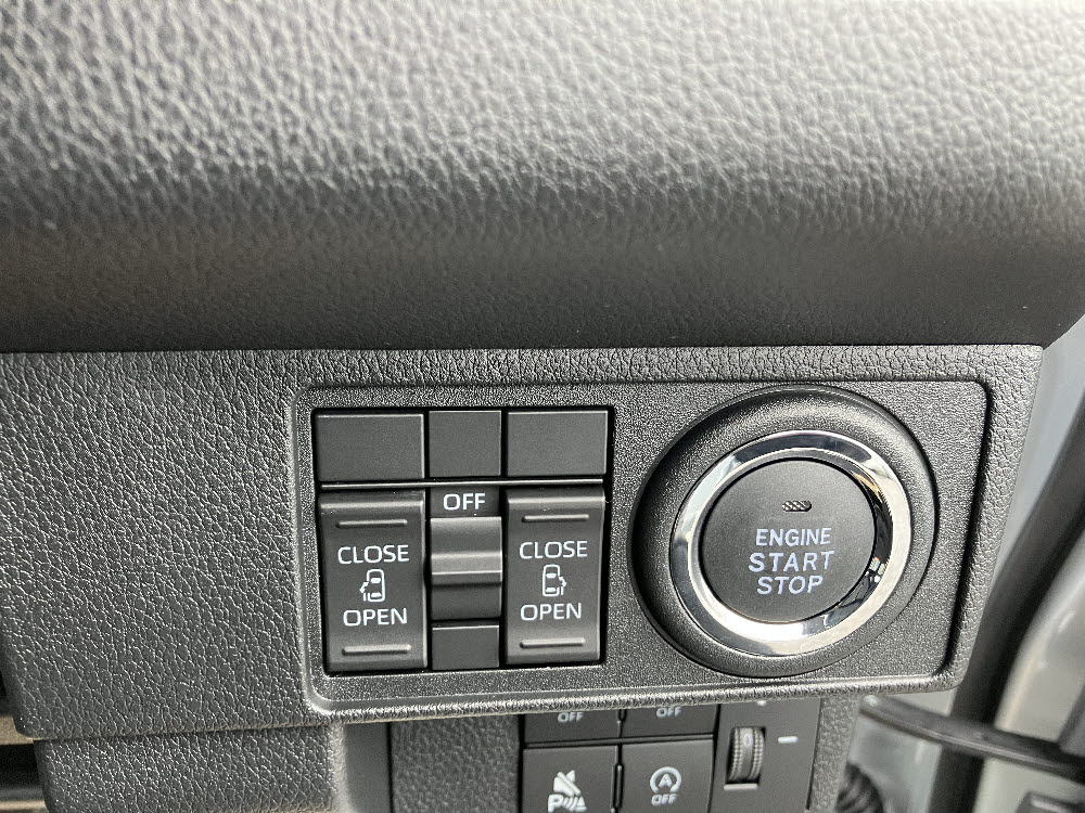 ダイハツ　ムーヴキャンバス　ストライプスX ODレス7枚目