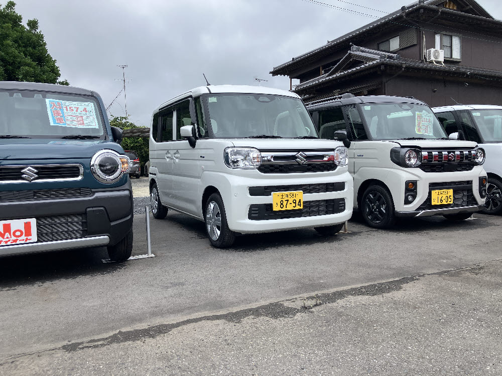 スズキ　スペーシア　HYBRID X 社外8インチナビ1枚目