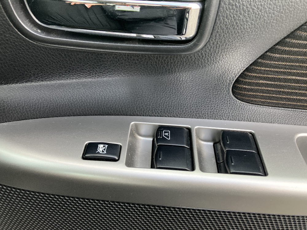 ニッサン　デイズ　ハイウェイスターX6枚目