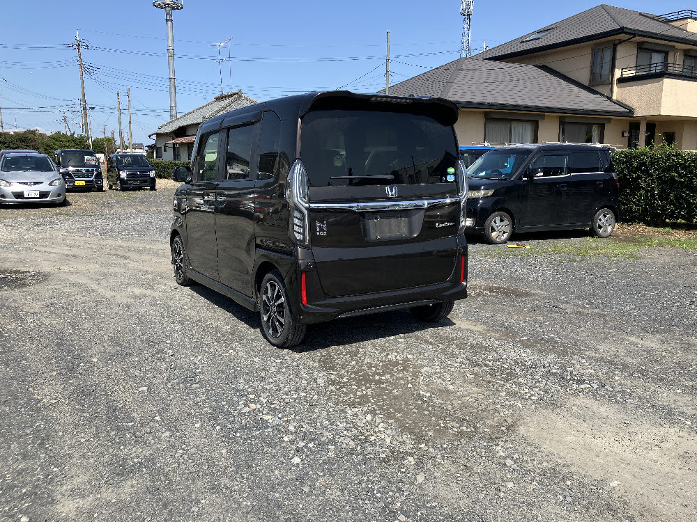 ホンダ　Ｎ ＢＯＸカスタム G・Lホンダセンシング3枚目