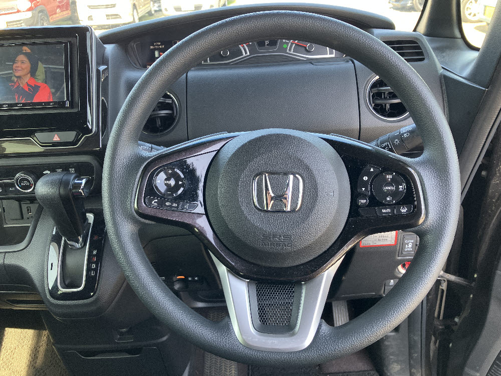ホンダ　Ｎ ＢＯＸカスタム G・Lホンダセンシング5枚目