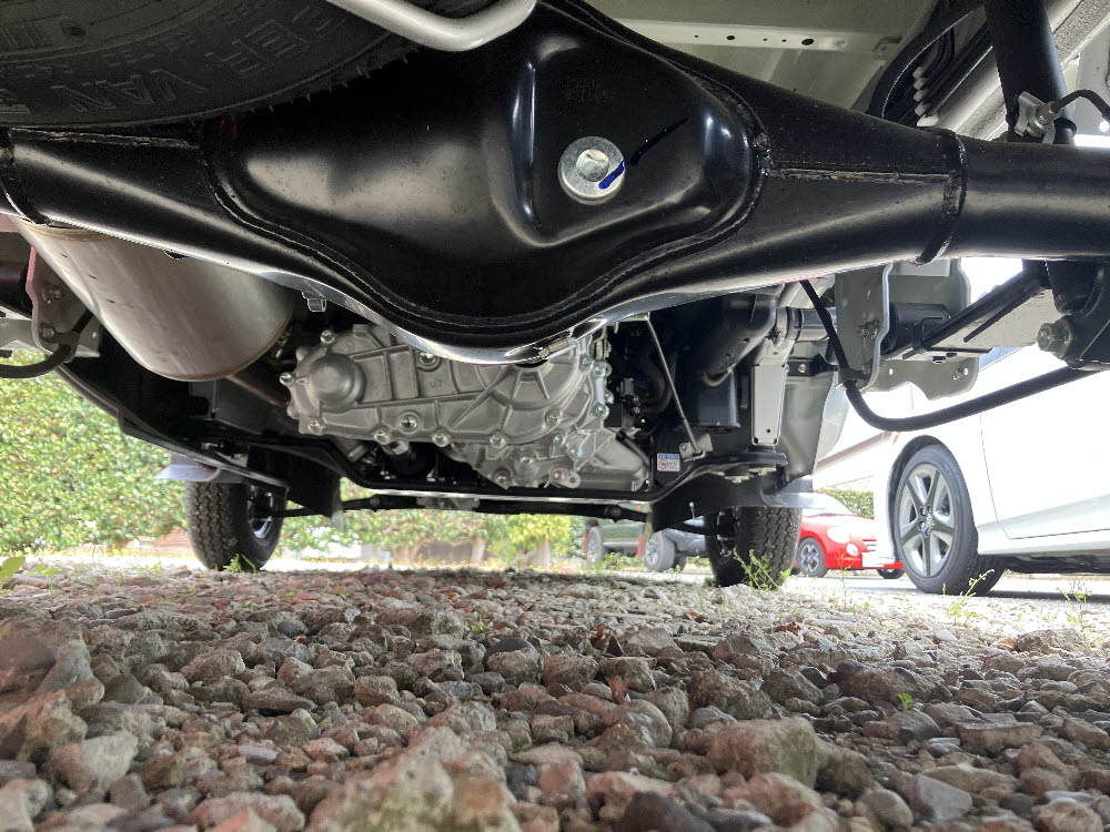 ニッサン NT100クリッパー GX パートタイム4WD 5MT3枚目