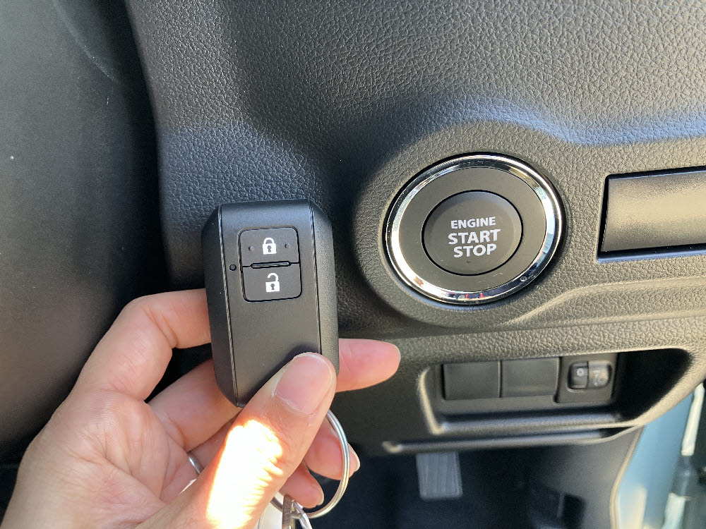 スズキ スペーシア HYBRID G10枚目