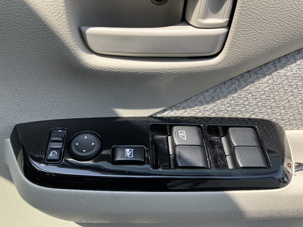 ミツビシ　ｅＫワゴン　G5枚目