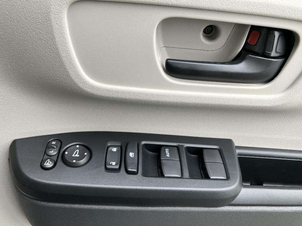 ホンダ　Ｎ ＢＯＸ 8枚目