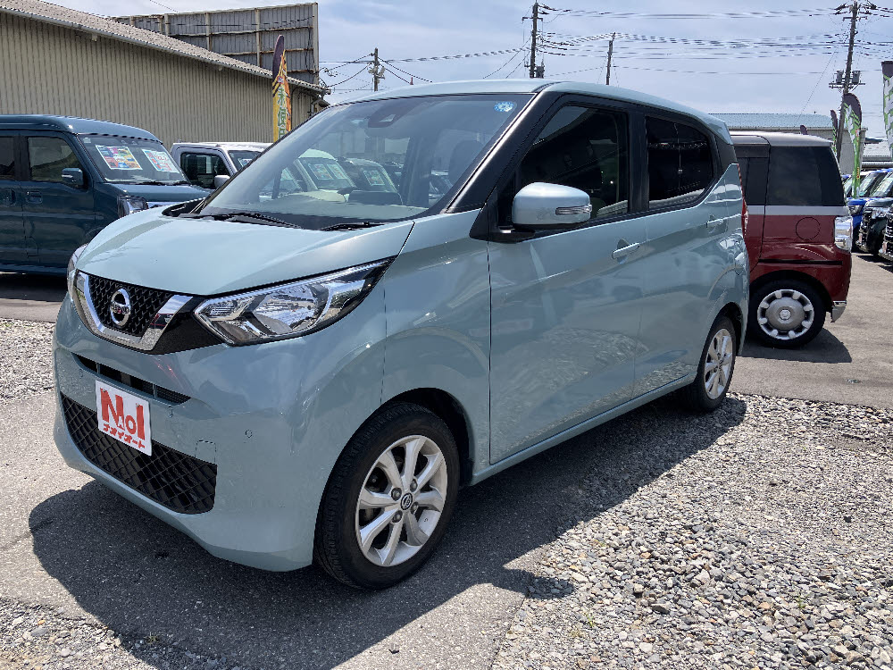ニッサン デイズ X(9インチナビ)1枚目