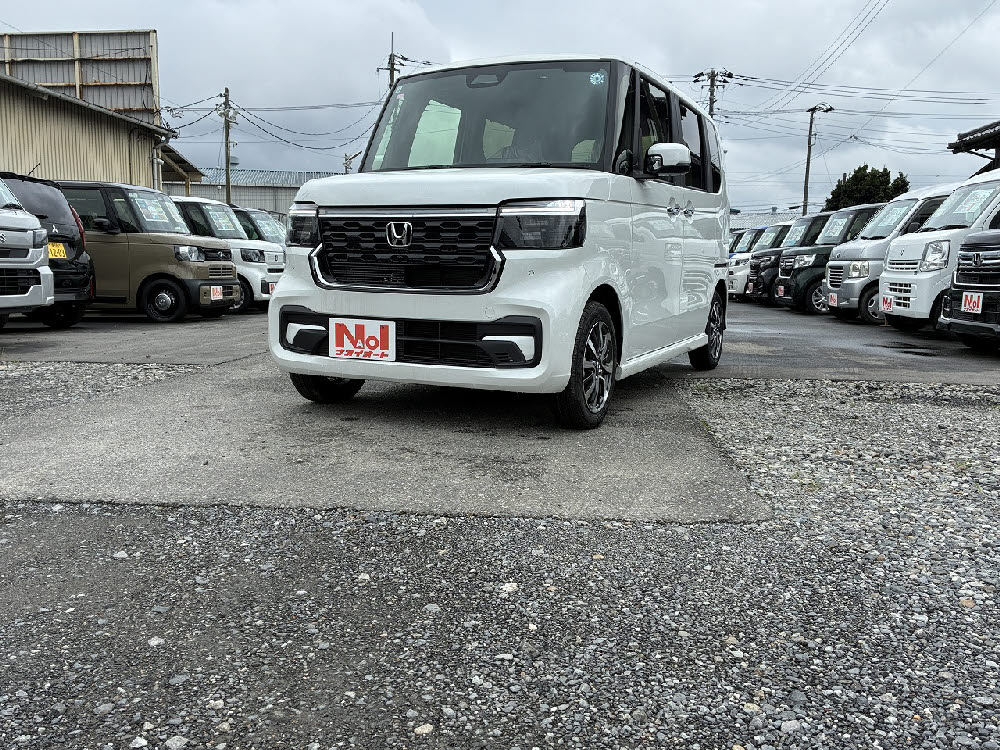 ホンダ　Ｎ ＢＯＸカスタム1枚目