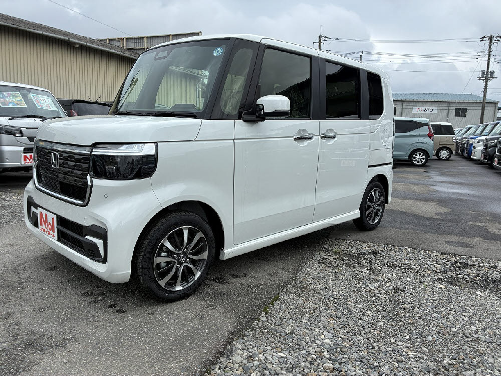 ホンダ　Ｎ ＢＯＸカスタム2枚目