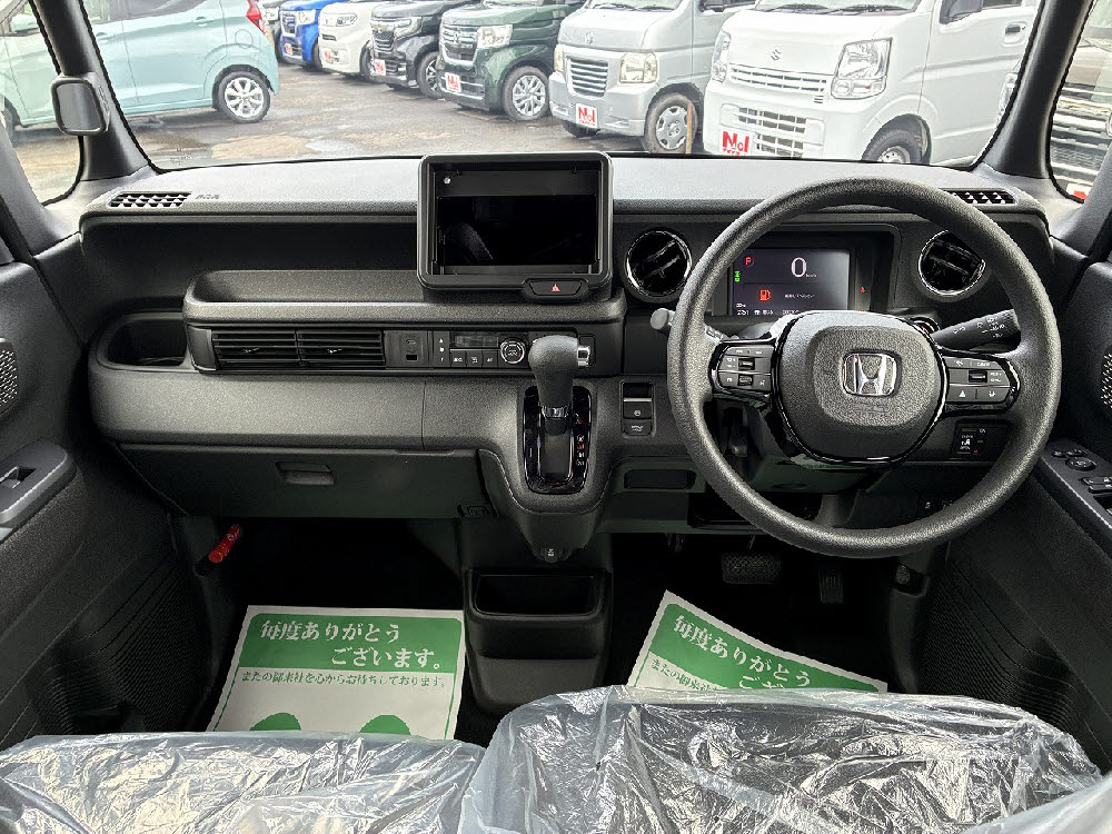 ホンダ　Ｎ ＢＯＸカスタム7枚目
