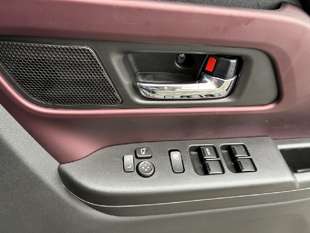 スズキ　スペーシアカスタム HYBRID GS9枚目