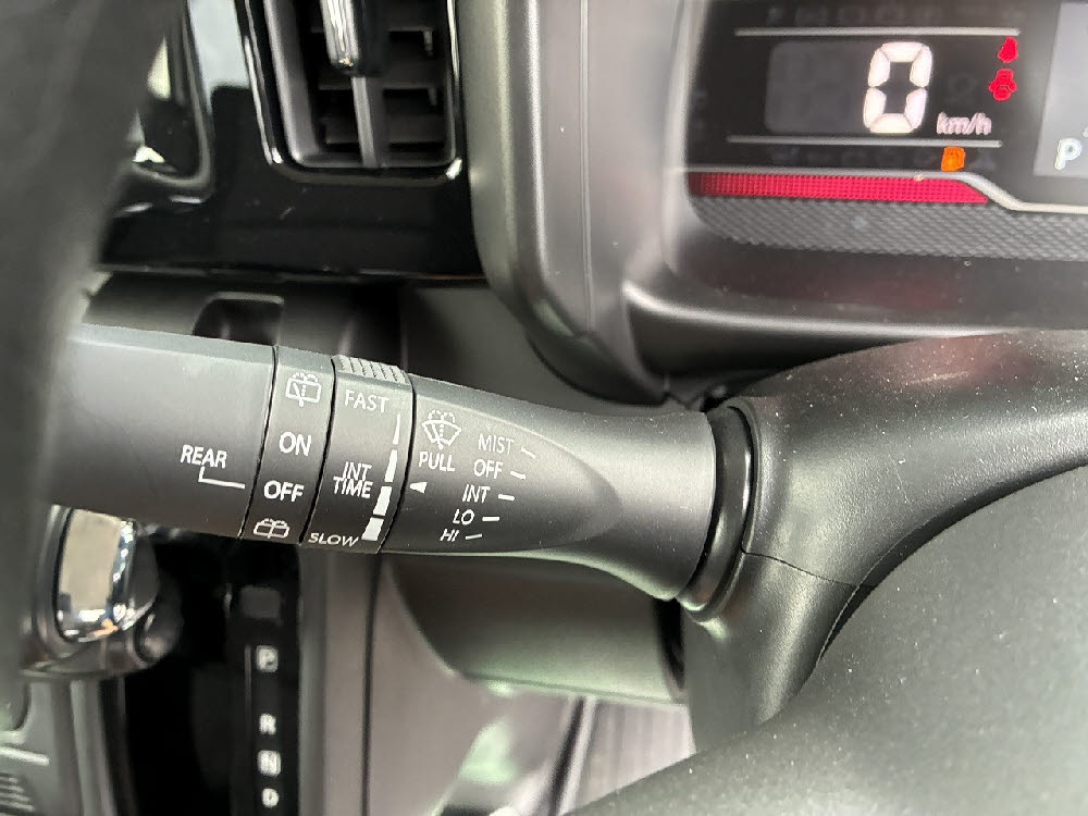 スズキ　スペーシアカスタム HYBRID GS11枚目