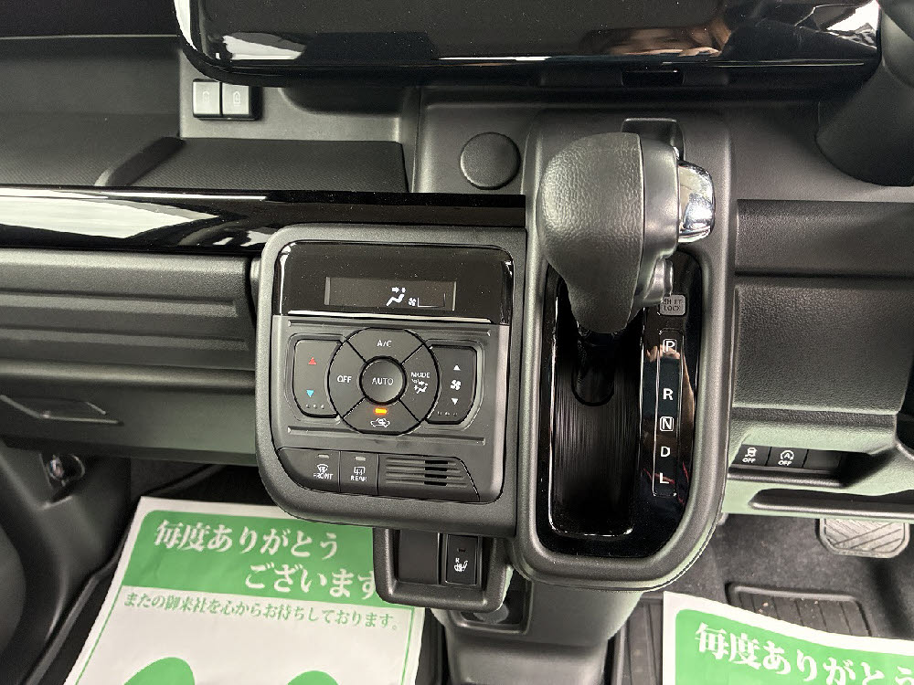 スズキ　スペーシアカスタム HYBRID GS17枚目