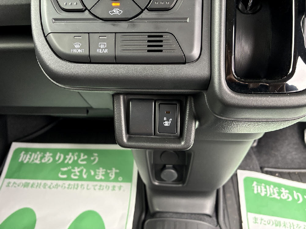 スズキ　スペーシアカスタム HYBRID GS18枚目