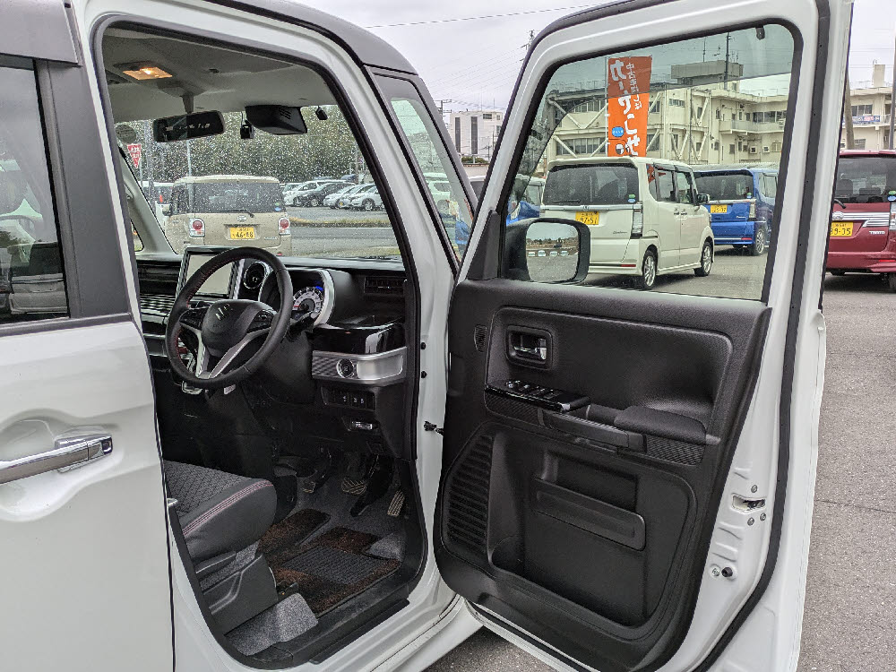 スズキ　スペーシアカスタム　HYBRID　XSタ-ボ5枚目